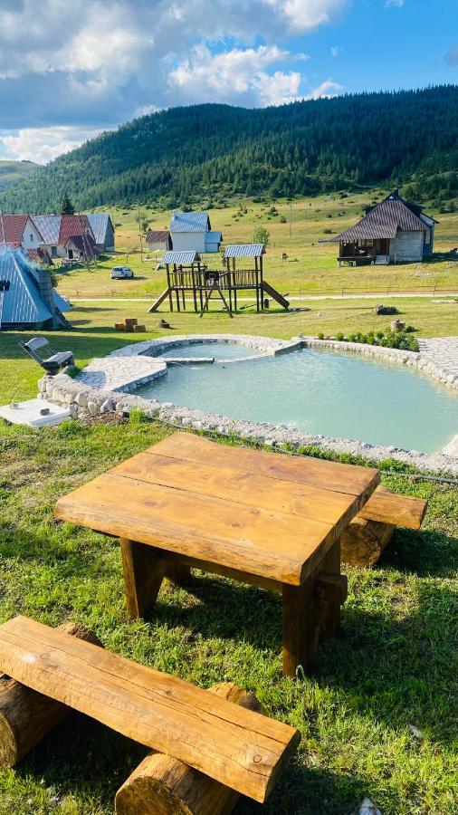 Eco Village Pavlovic ชาเบลียค ภายนอก รูปภาพ
