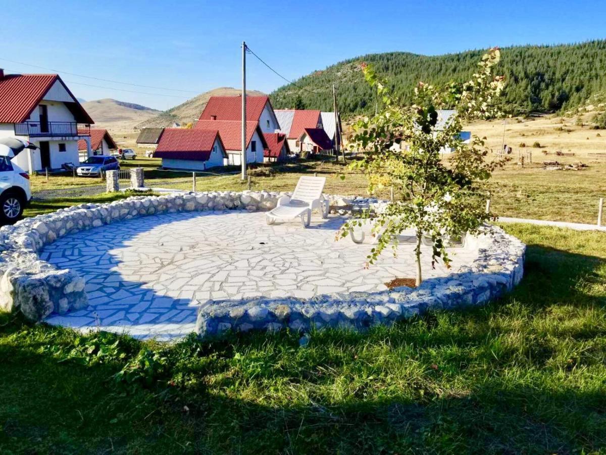 Eco Village Pavlovic ชาเบลียค ภายนอก รูปภาพ